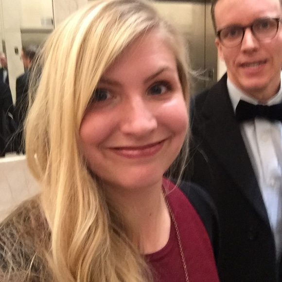 Meet your Posher, Ellen - Picture 3 of 3